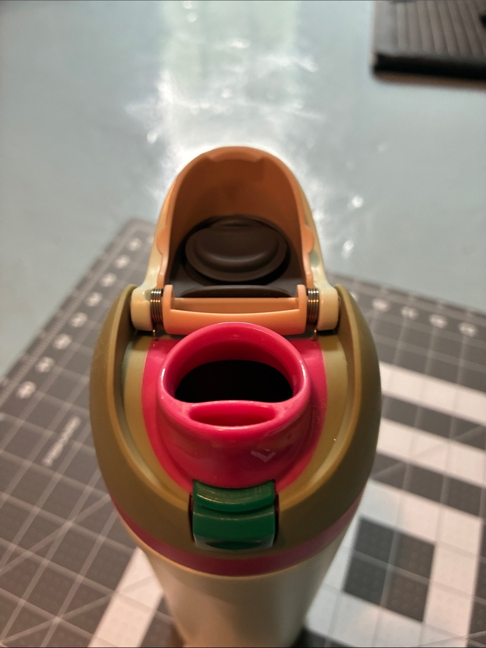 Owalo green & Pink Insulated Travel Bottle - Picture 6 of 13